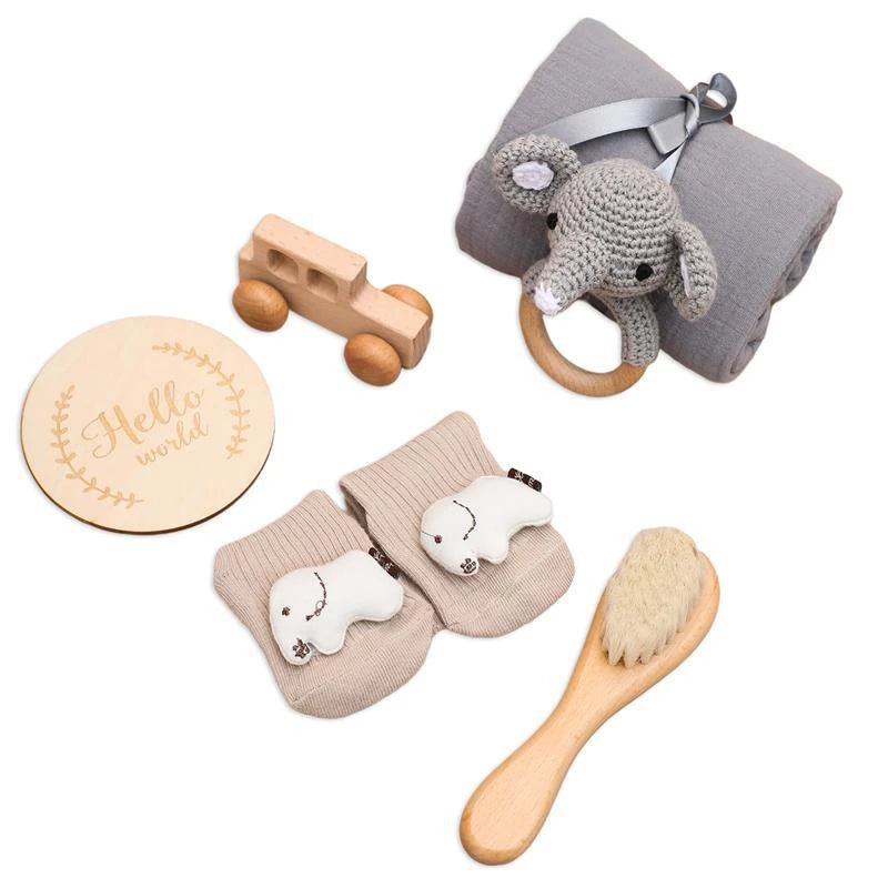Baby Gift Set for Newborn New Baby Gift Set - 6 PCS Newborn Baby Essentials Baby Bath Set with Baby Rattle & Cotton Socks