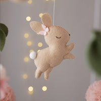 Bunny baby mobile Crib mobile Baby girl mobile Boucle bunny nursery