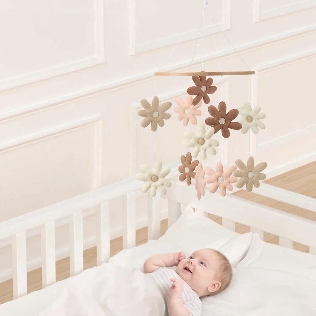 Handmade Daisy Nursery Mobile | Floral Baby Mobile