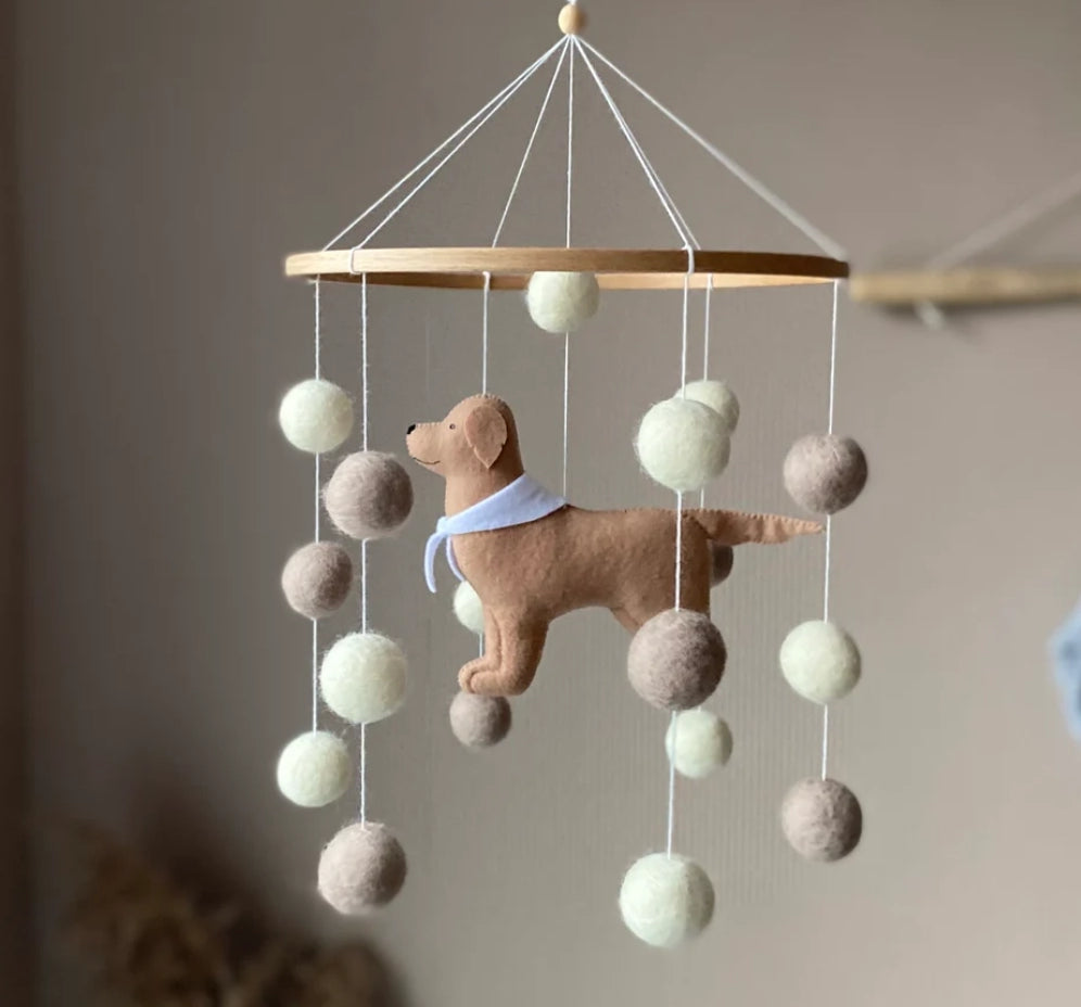 Dog mobile for nursery, golden retriever dog baby mobile Labrador , gender neutral mobile, Puppy cot mobile felt, Felt ball mobile crib