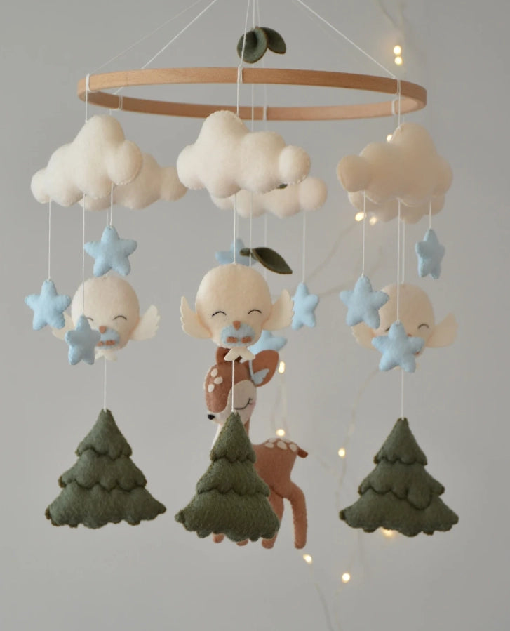 Deer baby mobile boy Baby shower gift Woodland baby mobile